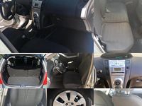 Usata Toyota Yaris 87 CV (63 kW) 2006 Grigio Berlina