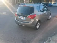 Usata Opel Meriva 95 CV (69 kW) 2011 Grigio Monovolume