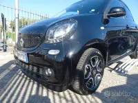 Usata Smart ForFour Prime 90 CV (66 kW) 2017 Nero Utilitaria