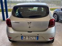 Usata Dacia Sandero Comfort 101 CV (74 kW) 2020 Argento Berlina
