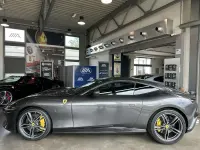 Usata Ferrari Roma 620 CV (456 kW) 2022 Grigio Coupé