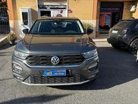 Usata VW T-Roc Style 116 CV (85 kW) 2018 Grigio scuro SUV