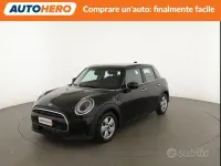 Usata Mini ONE Essential 75 CV (55 kW) 2021 Nero Utilitaria