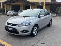 Usata Ford Focus Titanium 109 CV (80 kW) 2011 Grigio Berlina