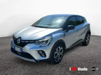 Usata Renault Captur Intens 101 CV (74 kW) 2023 Grigio SUV