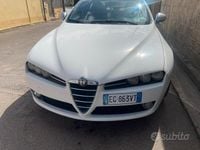 Usata Alfa Romeo 159 136 CV (100 kW) 2011 Bianco Berlina