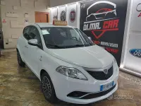 Usata Lancia Ypsilon 69 CV (50 kW) 2016 Bianco Utilitaria