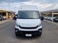 Usata Iveco Daily 145 CV (106 kW) 2016 Bianco