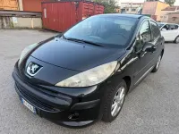 Usata Peugeot 207 73 CV (53 kW) 2008 Nero Berlina