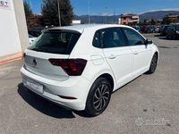 Usata VW Polo Life 80 CV (58 kW) 2023 Bianco Utilitaria