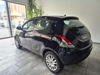 Usata Lancia Ypsilon 69 CV (50 kW) 2014 Nero Utilitaria