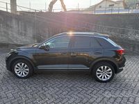 Usata VW T-Roc 116 CV (85 kW) 2019 Nero SUV