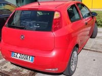 Usata Fiat Grande Punto 75 CV (55 kW) 2015 Rosso Utilitaria