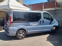 Usata Opel Vivaro 120 CV (88 kW) 2010 Blu Monovolume