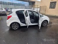 Usata Opel Corsa 75 CV (55 kW) 2011 Bianco Utilitaria