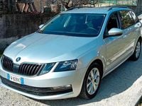 Usata Skoda Octavia 115 CV (84 kW) 2019 Grigio Station wagon