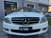 Usata Mercedes C220 Avantgarde 170 CV (125 kW) 2010 Bianco Berlina