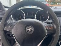 Usata Alfa Romeo Giulietta Super 120 CV (88 kW) 2017 Grigio Berlina