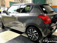 Usata Suzuki Swift 83 CV (61 kW) 2023 Grigio Utilitaria