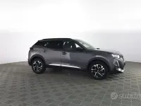 Usata Peugeot 2008 Allure 101 CV (74 kW) 2022 Grigio SUV