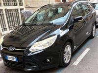 Usata Ford Focus 90 CV (66 kW) 2012 Nero Station wagon