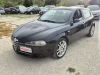 Usata Alfa Romeo 147 105 CV (77 kW) 2009 Nero Utilitaria