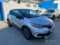 Usata Renault Captur 110 CV (80 kW) 2018 Grigio SUV
