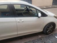 Usata Toyota Yaris 90 CV (66 kW) 2013 Utilitaria