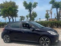 Usata Peugeot 208 68 CV (50 kW) 2015 Blu Utilitaria