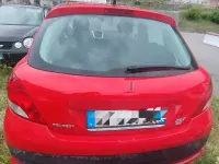 Usata Peugeot 207 73 CV (53 kW) 2010 Rosso Utilitaria