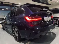 Usata BMW 330e M Sport 285 CV (209 kW) 2021 Blu Station wagon