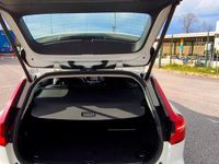 Usata Volvo V60 Business Edition 150 CV (110 kW) 2019 Bianco Station wagon
