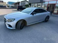 Usata Mercedes E220 AMG line 194 CV (142 kW) 2018 Grigio Coupé