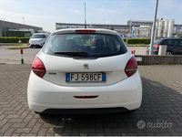 Usata Peugeot 208 75 CV (55 kW) 2017 Bianco Utilitaria
