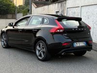 Usata Volvo V40 149 CV (109 kW) 2013 Nero Station wagon