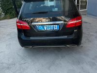 Usata Mercedes B180 109 CV (80 kW) 2018 Nero Monovolume