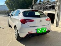 Usata Alfa Romeo Giulietta Super 120 CV (88 kW) 2019 Bianco Berlina