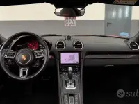 Usata Porsche 718 365 CV (268 kW) 2018 Rosso Cabrio