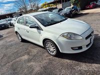 Usata Fiat Bravo Dynamic 89 CV (65 kW) 2010 Bianco Utilitaria