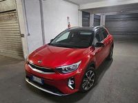 Usata Kia Stonic 100 CV (73 kW) 2021 Rosso SUV