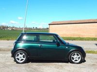 Usata Mini Cooper 116 CV (85 kW) 2004 Verde Utilitaria