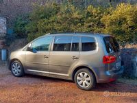 Usata VW Touran Comfortline 105 CV (77 kW) 2010 Grigio Monovolume