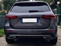 Usata Mercedes B200 150 CV (110 kW) 2022 Grigio Monovolume