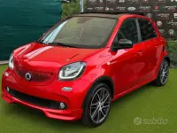 Usata Smart ForFour Brabus 109 CV (80 kW) 2016 Rosso Utilitaria