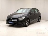 Usata Mercedes 180 116 CV (85 kW) 2022 Nero Berlina