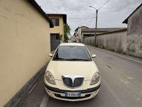 Usata Lancia Ypsilon 69 CV (50 kW) 2005 Giallo Utilitaria