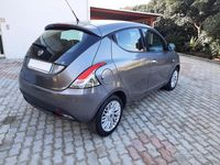 Usata Lancia Ypsilon 69 CV (50 kW) 2014 Grigio Utilitaria