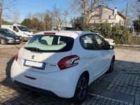 Usata Peugeot 208 Allure 68 CV (50 kW) 2014 Utilitaria