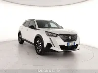 Usata Peugeot 2008 Allure 131 CV (96 kW) 2022 Bianco SUV