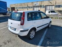 Usata Ford Fusion 68 CV (50 kW) 2009 Bianco Utilitaria